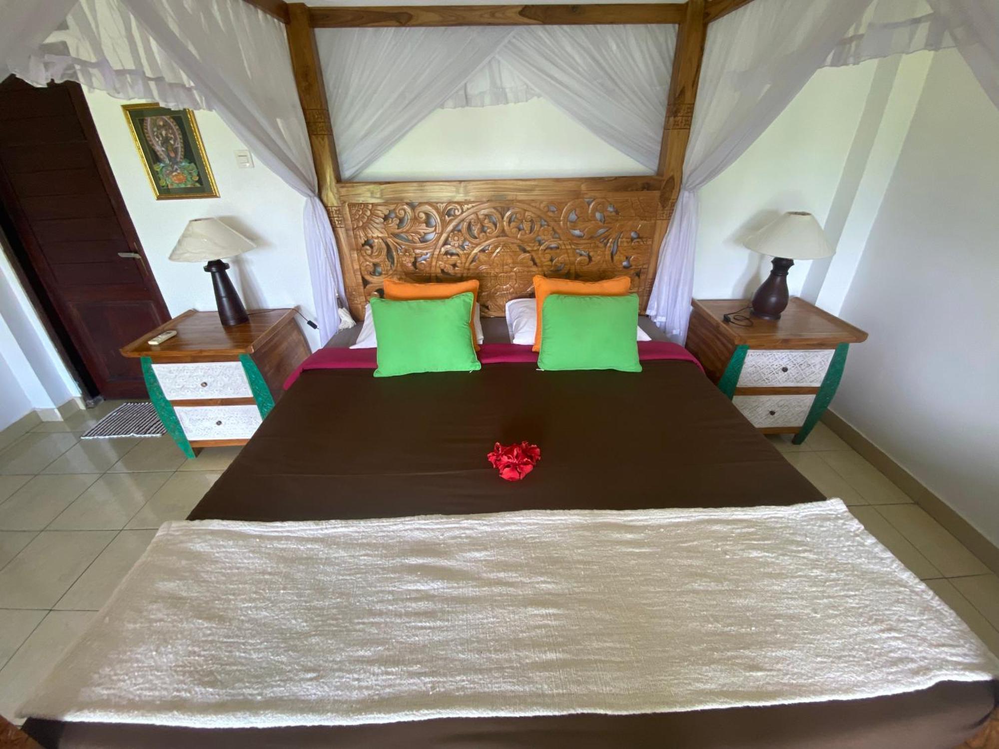 Great Mountain Views Villa Resort Selat Экстерьер фото