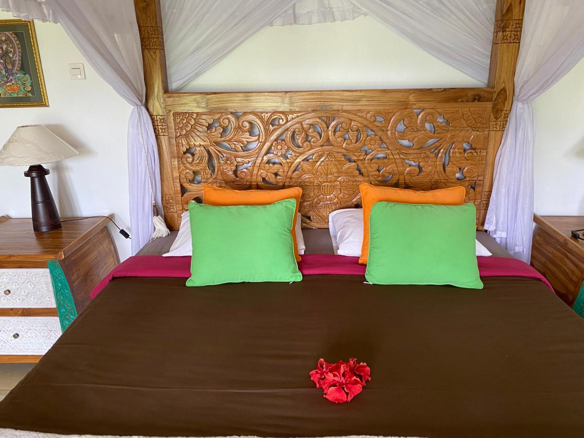 Great Mountain Views Villa Resort Selat Экстерьер фото