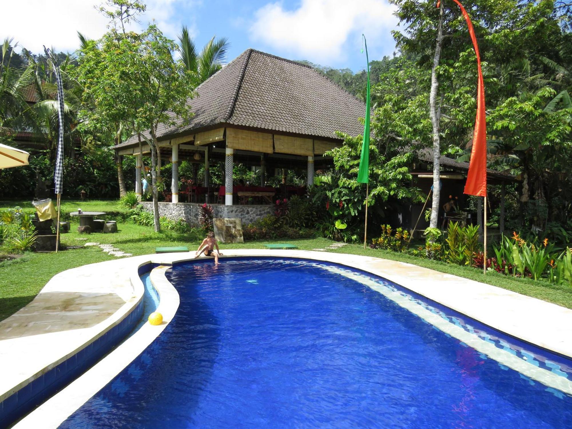 Great Mountain Views Villa Resort Selat Экстерьер фото
