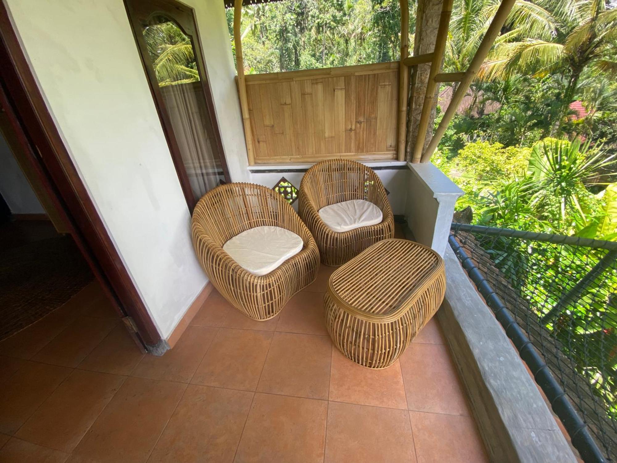 Great Mountain Views Villa Resort Selat Номер фото
