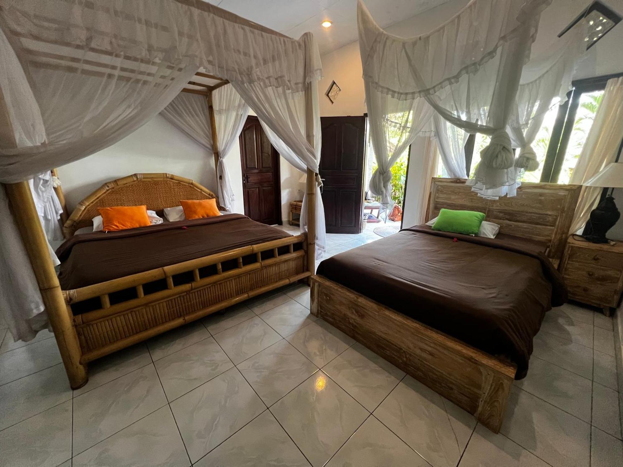 Great Mountain Views Villa Resort Selat Номер фото